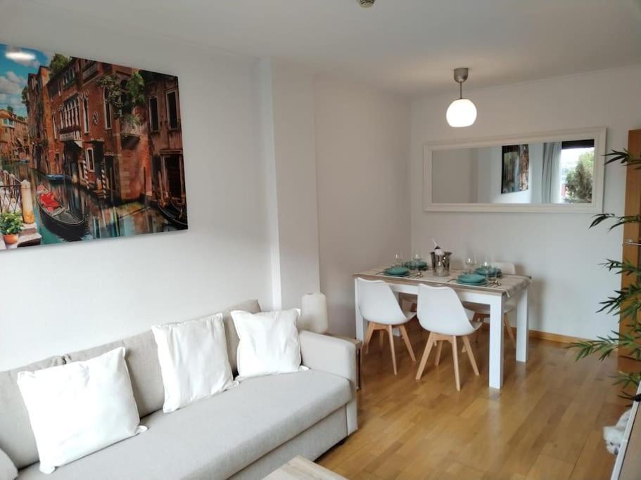 Apartment Amplio, Luminoso Y Confortable Cc *